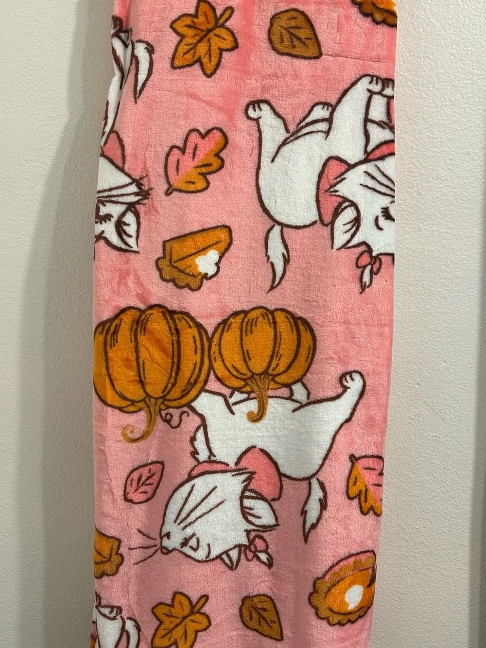 Pink Disney Aristocats Marie Fall Halloween Pumpkin Plush Throw Blanket - New